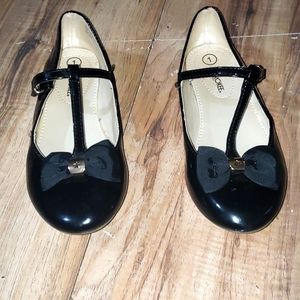Girl dress shoes